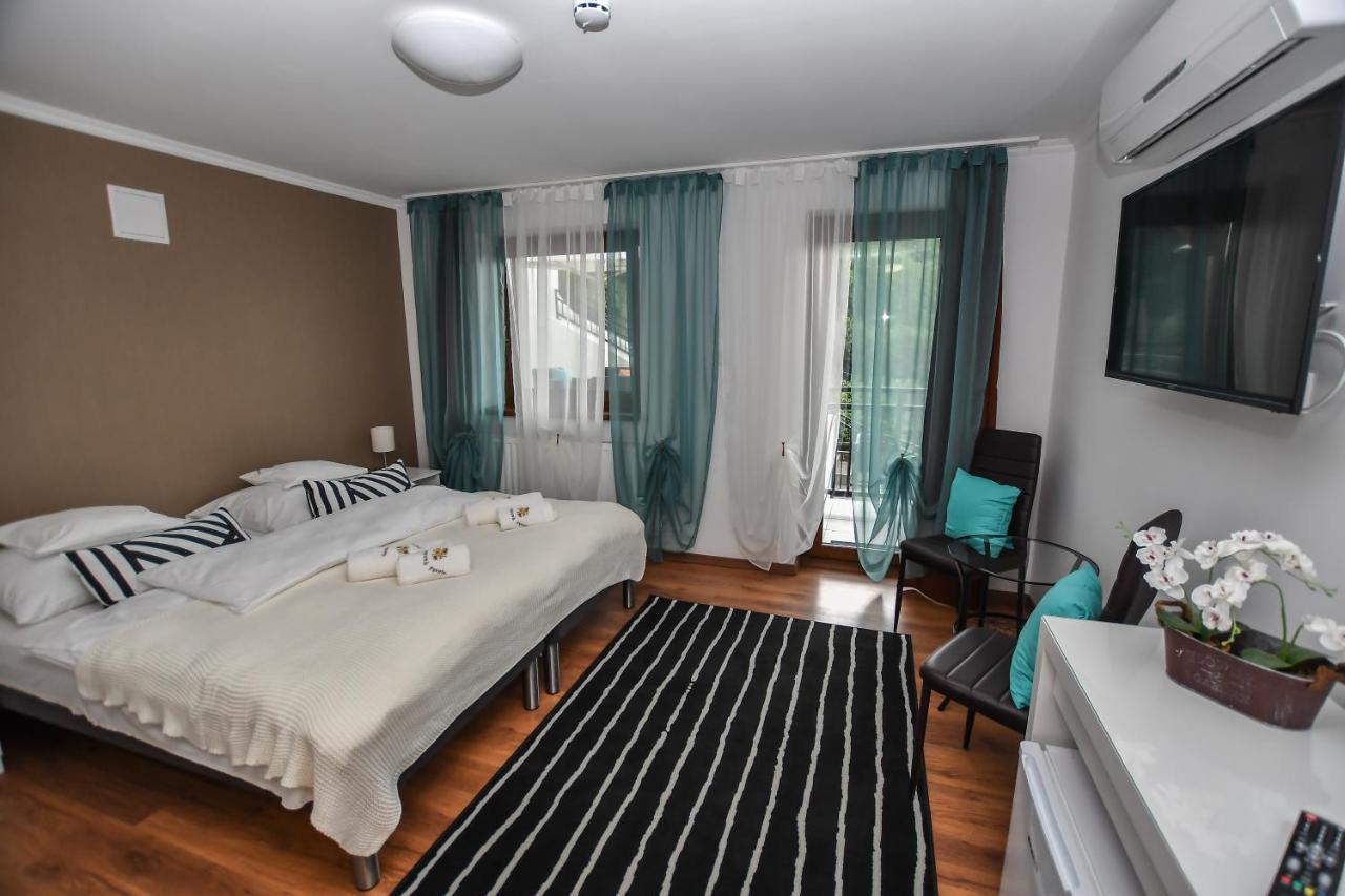 E-Vasko Panzio Borpince Bed & Breakfast โทไก ภายนอก รูปภาพ
