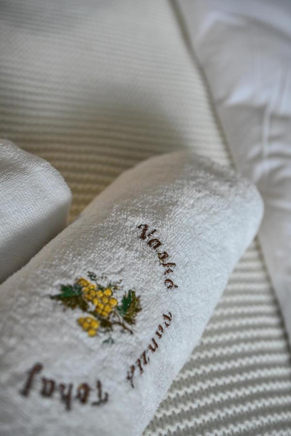 E-Vasko Panzio Borpince Bed & Breakfast โทไก ภายนอก รูปภาพ